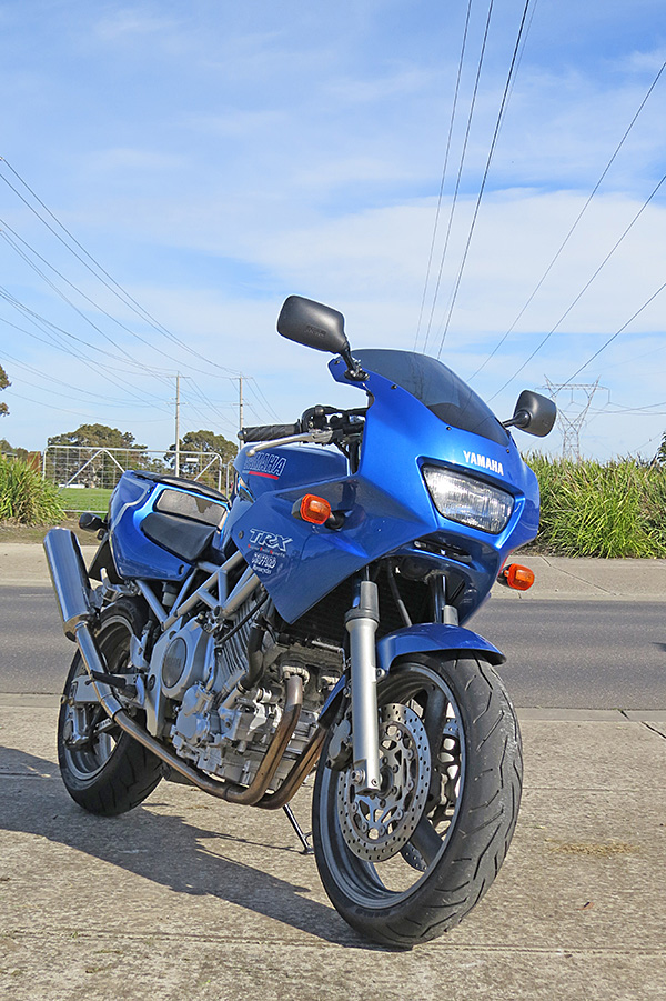 Yamaha TRX850